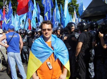 У Києві за загадкових обставин загинув організатор проплачених мітингів (ФОТО+ВІДЕО)