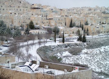 У Єрусалимі через сильний снігопад закрили всі школи і дитячі садки