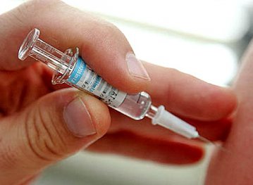 Прокуратура перевіряє, чи використовували дітей-сиріт для випробувань вакцин