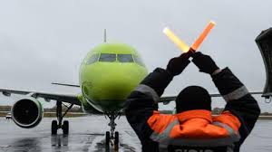 Авиакомпании теряют 157 миллиардов долларов из-за ухудшения ситуации - IATA  Составлено сотрудниками Reuters