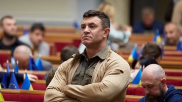 Миколу Тищенка виключили з партії «Слуга народу»