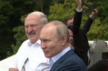 Лукашенко і путін зустрілися у Сочі: оголосили, коли завезуть ядерну зброю до Білорусі