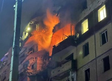 Ракетна атака на багатоповерхівку в Кривому Розі: 4 загиблих і десятки постраждалих
