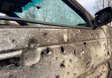 Росіяни обстріляли автівку з цивільними на Херсонщині, двоє загиблих