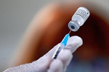 Третю дозу вакцини від коронавірусу можуть вколоти всі бажаючі