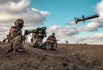 В Україну прибула партія Javelin та боєприпасів від США