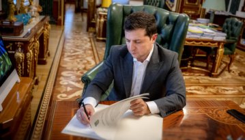 Зеленський підписав закон про скасування вступних випробувань у ВНЗ