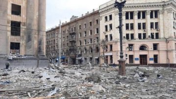 Російські війська обстріляли Харків, є загиблі та поранені