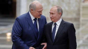 Лукашенко і Путін домовилися розгорнути спільне військо