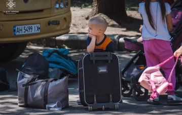 На Донеччині обов'язкову евакуацію дітей планують ще у двох громадах