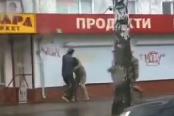 У Житомирі побили працівника військкомату посеред вулиці