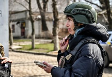 У Запоріжжі внаслідок обстрілу поранено журналістів Укрінформу та ТСН