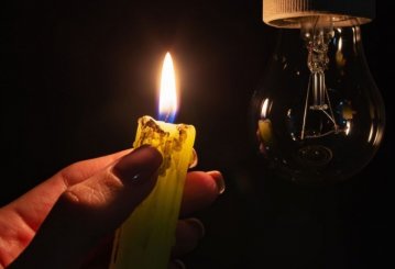 В усіх регіонах України вводять аварійні відключення електроенергії