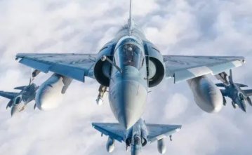 Франція надасть Україні винищувачі Mirage 2005. Що про них відомо і як це змінить фронт