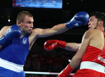 Боксер Олександр Хижняк взяв третє золото на Олімпіаді для України