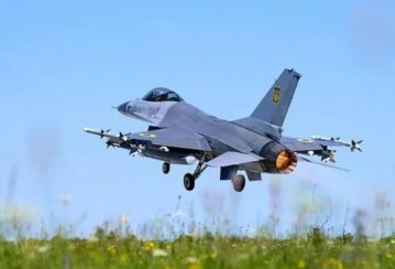 Україна втратила перший літак F-16 і навченого пілота. Як це сталось