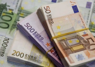 Курс євро від НБУ майже сягнув 47 гривень – історичний рекорд