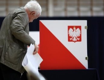 Навроцький vs Тшасковський: яка підтримка кандидатів перед другим туром виборів президента Польщі