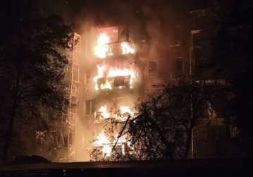 РФ атакувала Ніжин дронами: поранені двоє людей, пошкоджені Нова пошта і багатоповерхівка
