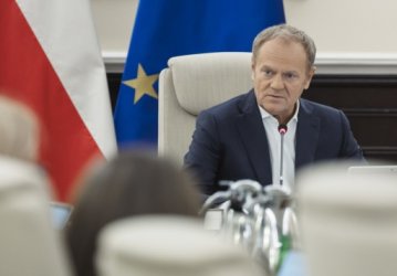 Туск: Диверсію на залізниці здійснили двоє громадян України, яких завербували спецслужби РФ