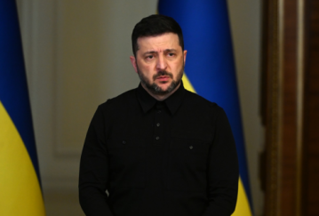 Зеленський звернувся до українців: Зараз один із найважчих моментів нашої історії