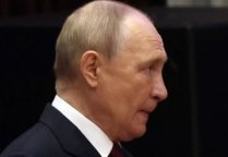 Путін розповів, що РФ зупинить бої, якщо ЗСУ вийдуть з Донбасу