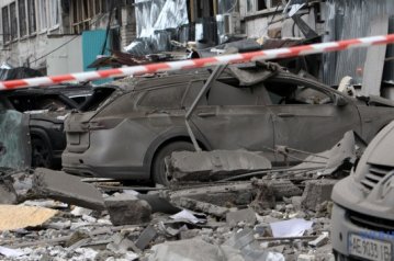 Удар балістикою по Дніпру: четверо загиблих, більше 40 постраждалих