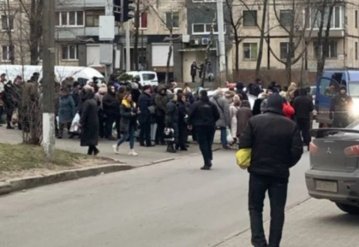 У Дніпрі чоловік поранив ножем двох військових ТЦК, сталася стрілянина