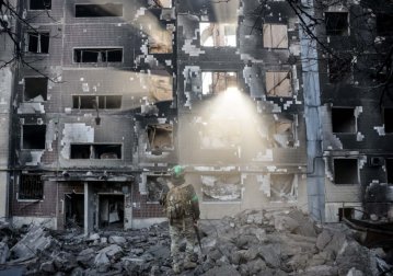 Військові 24 бригади показали як виглядає Костянтинівка після російських ударів