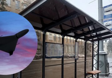 Росіяни влучили в автобусну зупинку й інфраструктуру на Одещині, є поранені