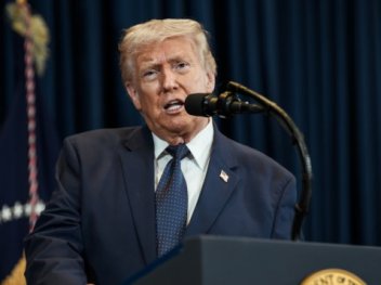 Трамп стверджує, що Іран погодився відмовитися від ядерної зброї