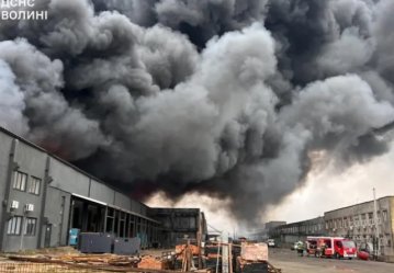 Удар Росії: 4 загиблих біля Золотоноші, прильоти на Закарпатті, Тернопільщині, в Бурштині, біля Львова і на Буковині