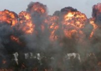 У Феодосії після ударів ЗСУ горять резервуари нафтового терміналу - супутникові знімки