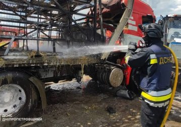 Внаслідок російських атак по Дніпропетровщині семеро людей поранені, серед них правоохоронці