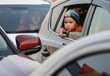 Через кордон не пускатимуть під час тривог. Чи збільшаться черги?
