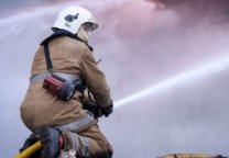 Росіяни завдали удару по Дніпру - у передмісті пожежа, є загиблий і поранені